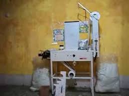Máquina de Fazer Fraldas semi-automática usada